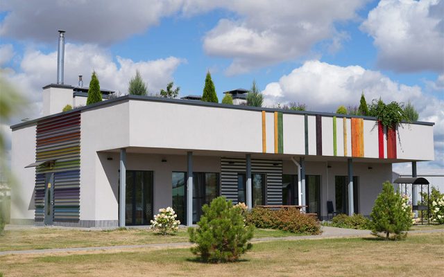 Коттеджи Eco Smart Complex в экопарке «Акварель»