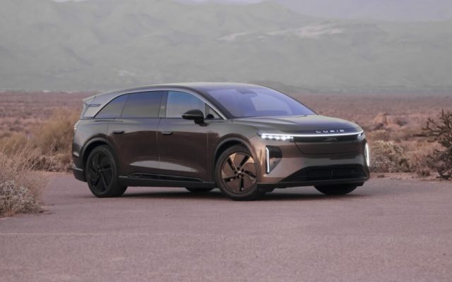 Lucid Gravity Touring: тест нового электрокроссовера