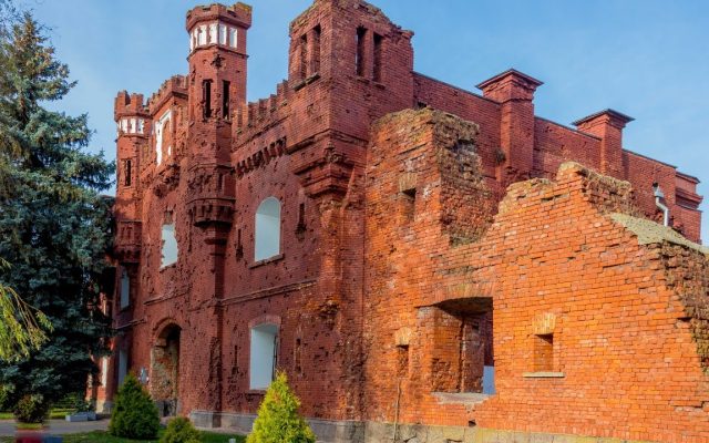 Туризм и Брестская крепость